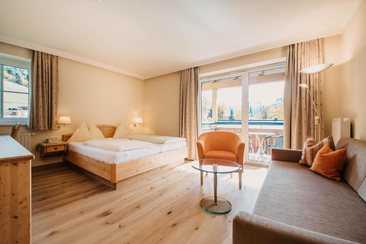 Hotel Guggenberger クライナル エクステリア 写真